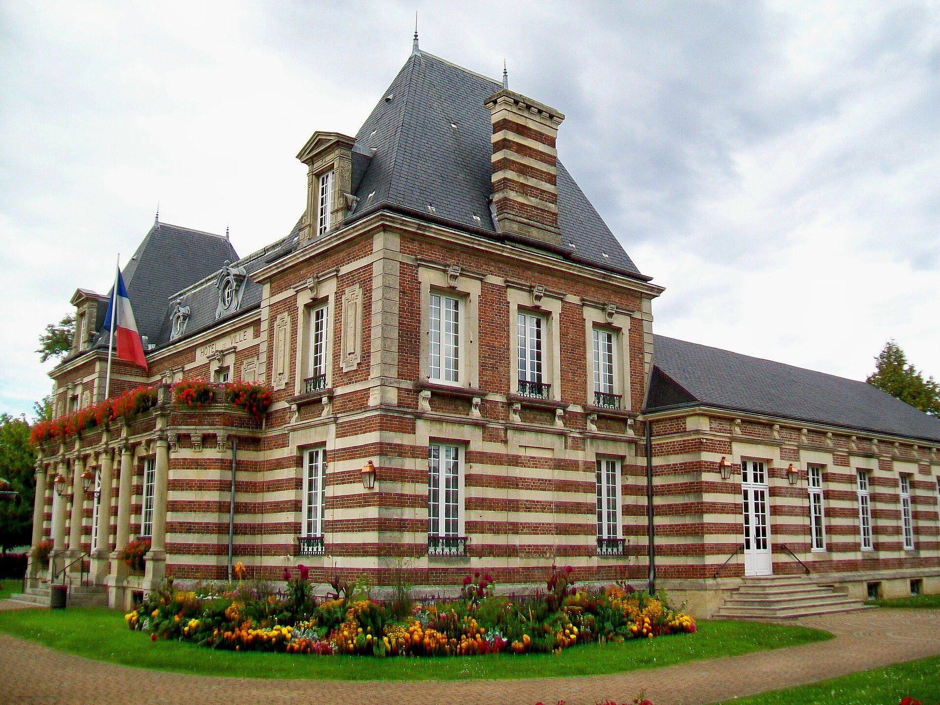 Architecte d'intérieur à Crépy-en-Valois — Îlot Archi, rénovation bâtisse ancienne Oise 60800
